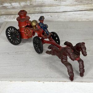 Vintage Cast Iron Fireman Horse Drawn Fire Engine Pump Wagon 2 Piece Toy 8.5” GC